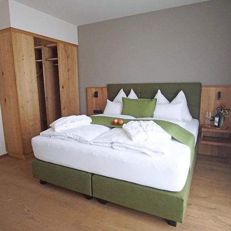 Glanz an der Weinstraße Mahorko Wein Wellness Wasserbueffel מראה חיצוני תמונה